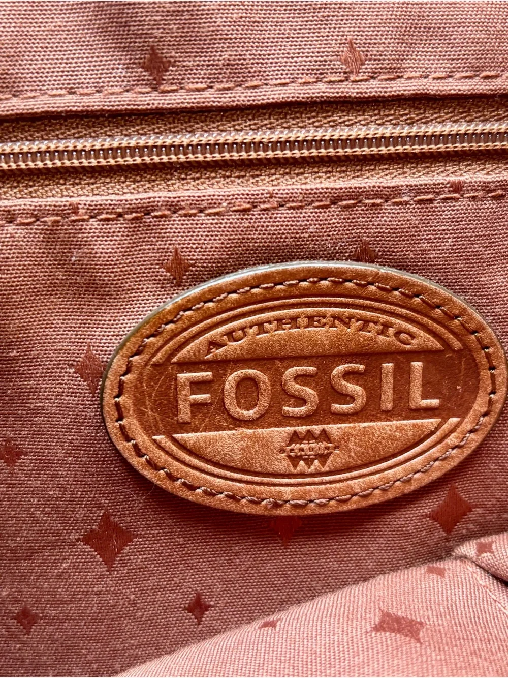 Fossil tan, leather, rustic, tote, bag, convertible straps, antique brass